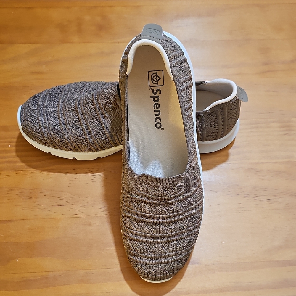 Spenco Revitalign Shitake Comfort Stretch Crochet Loafer Size 9 Wide